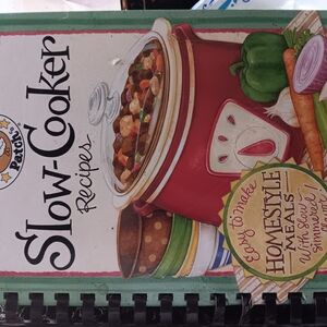 Red Slow Cooker Recipe Book